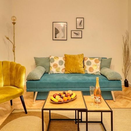 Quito Apartment - Stylish & Quiet Bükreş Dış mekan fotoğraf