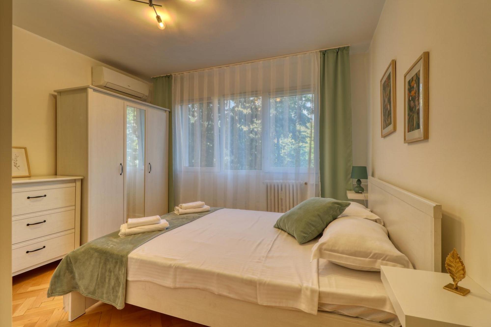 Quito Apartment - Stylish & Quiet Bükreş Dış mekan fotoğraf